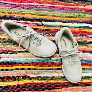 Kizik Gray Mandrid Sneakers Size 9 Women’s